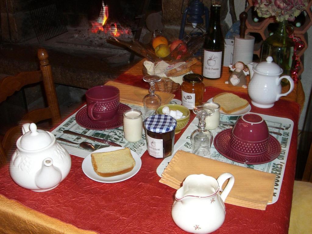 Gites De La Ferme Auberge De Mesauboin Billé Dış mekan fotoğraf